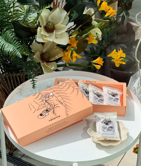 【預購】果実とバタ canarina | 漿果和黃油 | 費南雪 | 餅乾 | 禮盒 | 送禮 | 東京伴手禮 | 日本代購